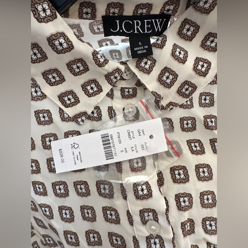 New Amelia shirt-dress in foulard print - Picture 14 of 14